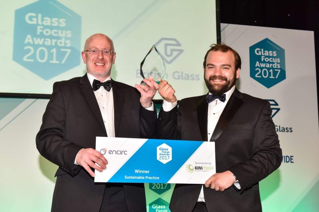 Encirc receives the Glass Focus Award for Sustainable practice, sponsored by KiWi Power