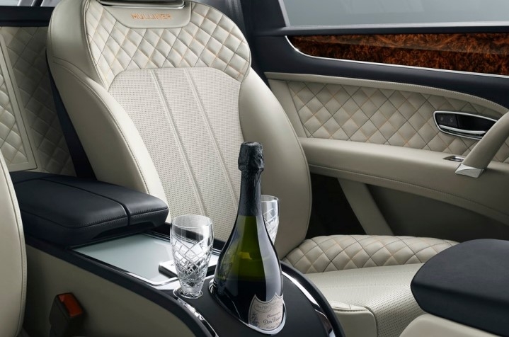 Handcrafted Cumbria Crystal champagne flutes featured in the new Bentayga Mulliner Bentley car